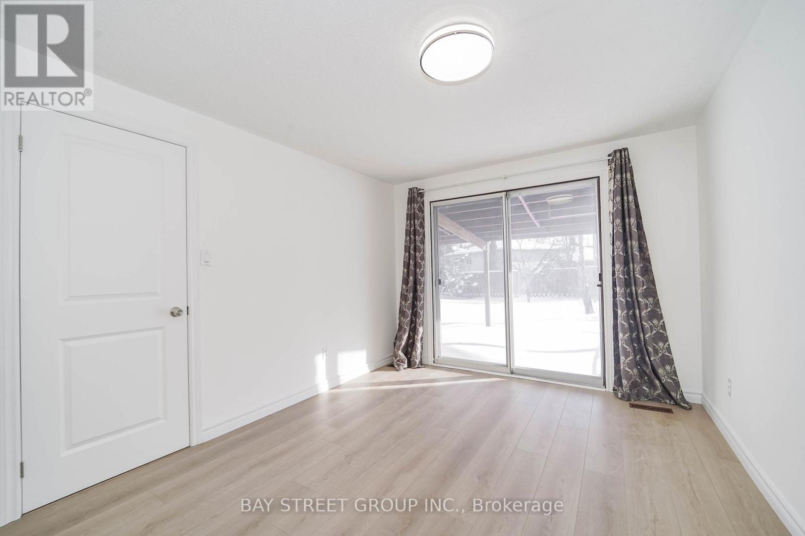 51 Bridley Drive, Toronto, ON - Indoor Photo Showing Other Room