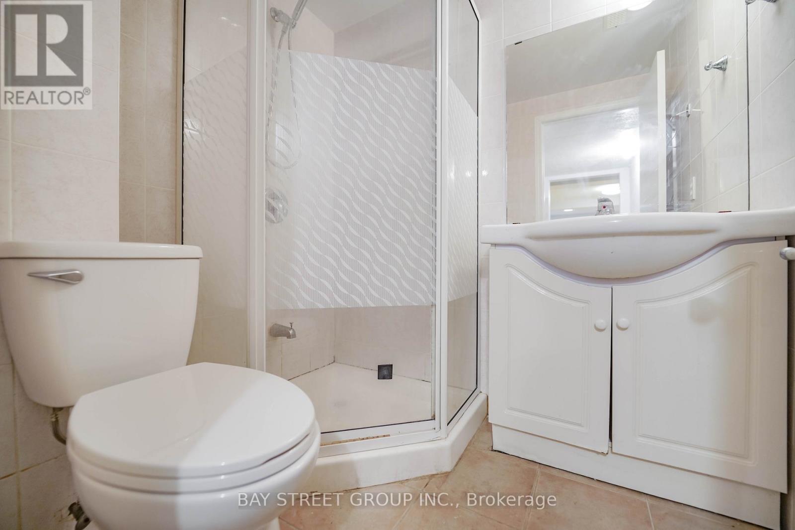 51 Bridley Drive, Toronto, ON - Indoor Photo Showing Bathroom