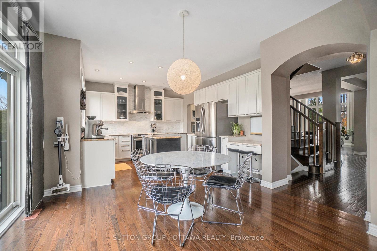 Eat-in Kitchen - 1969 Plainhill Drive, Ottawa, ON - Indoor Photo Showing Other Room