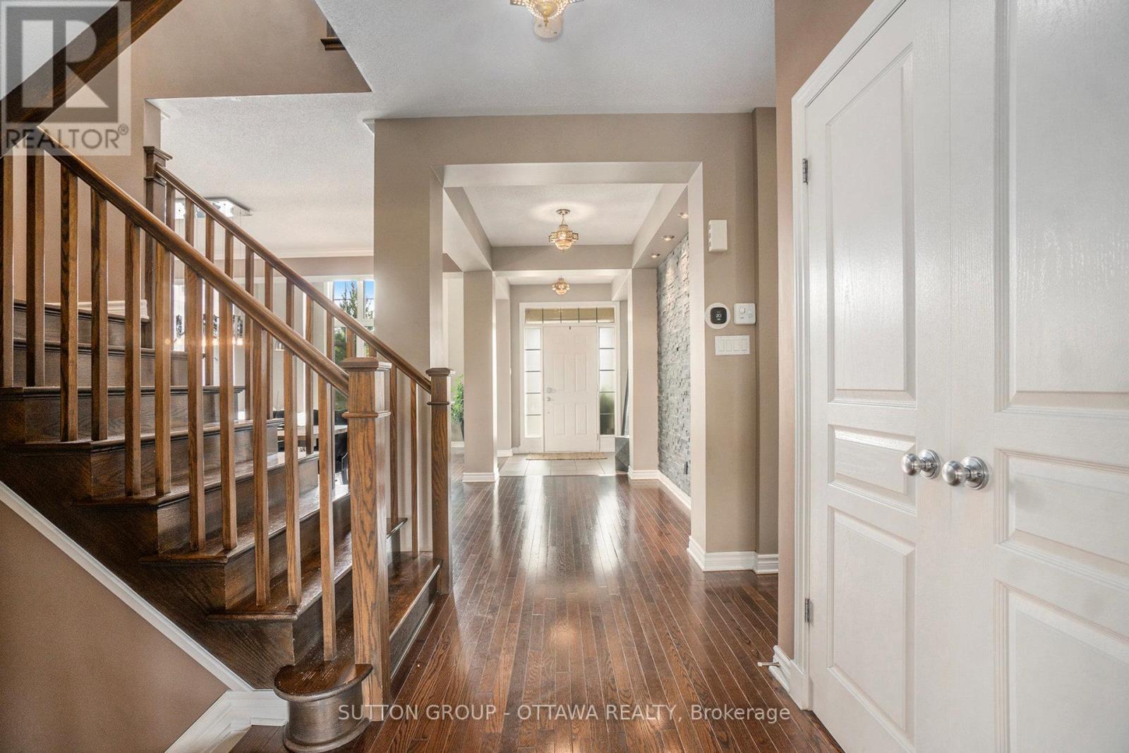 1969 Plainhill Drive, Ottawa, ON - Indoor Photo Showing Other Room