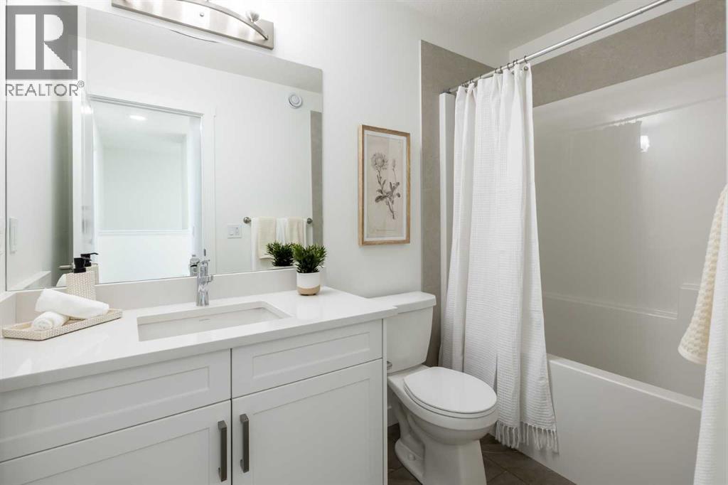 67 Appaloosa Way, Cochrane, AB - Indoor Photo Showing Bathroom