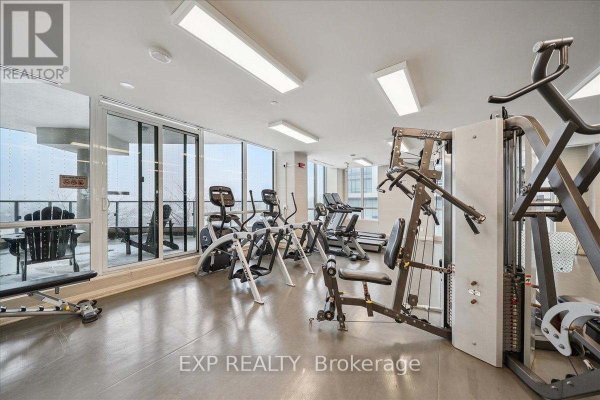 3404 - 59 Annie Craig Drive, Toronto, ON - Indoor Photo Showing Gym Room