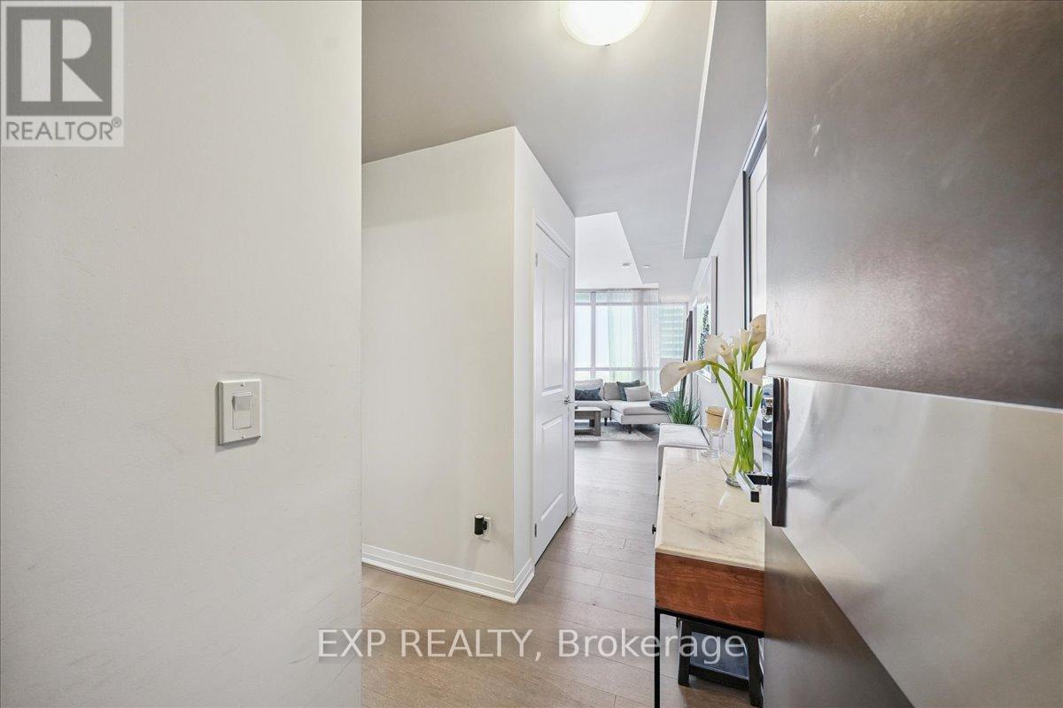 3404 - 59 Annie Craig Drive, Toronto, ON - Indoor Photo Showing Other Room