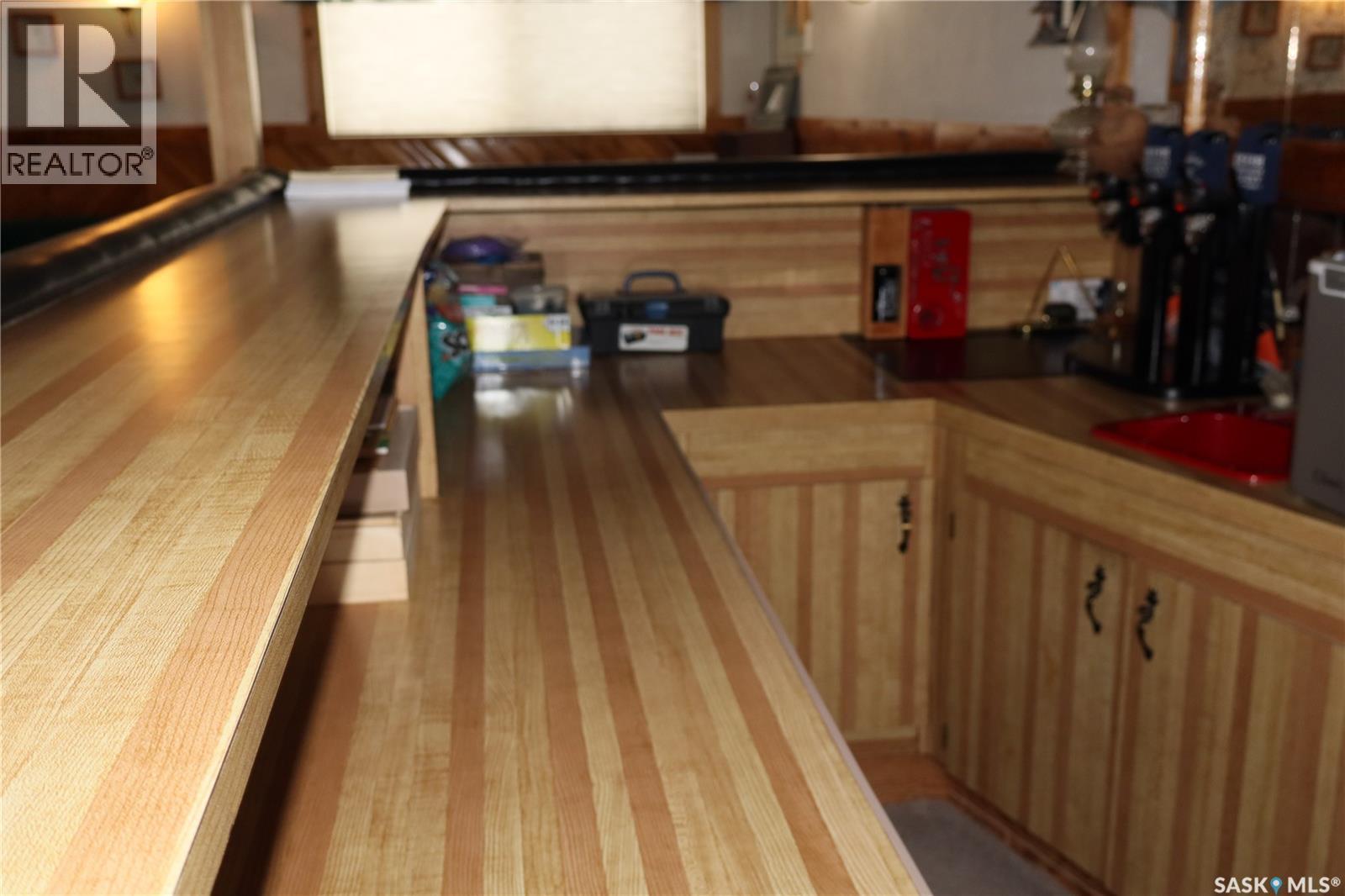 604 5Th Avenue W, Assiniboia, SK - Indoor Photo Showing Other Room