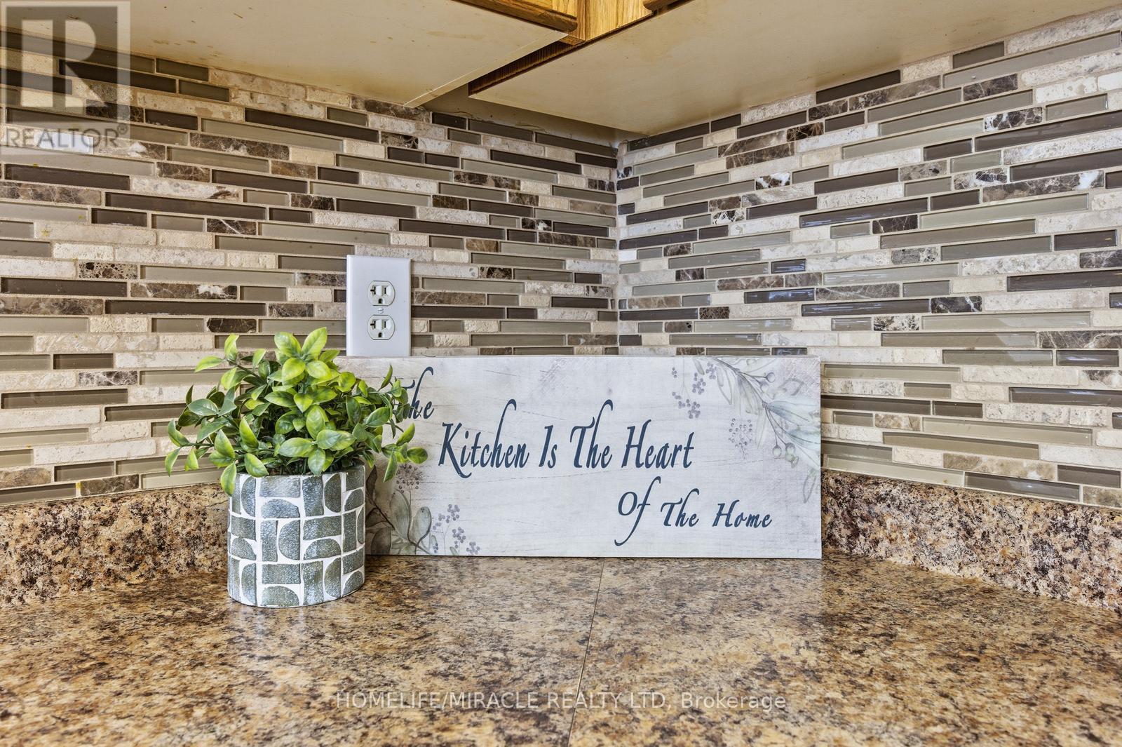 99 Spicebush Terrace, Brampton, ON - Indoor Photo Showing Other Room