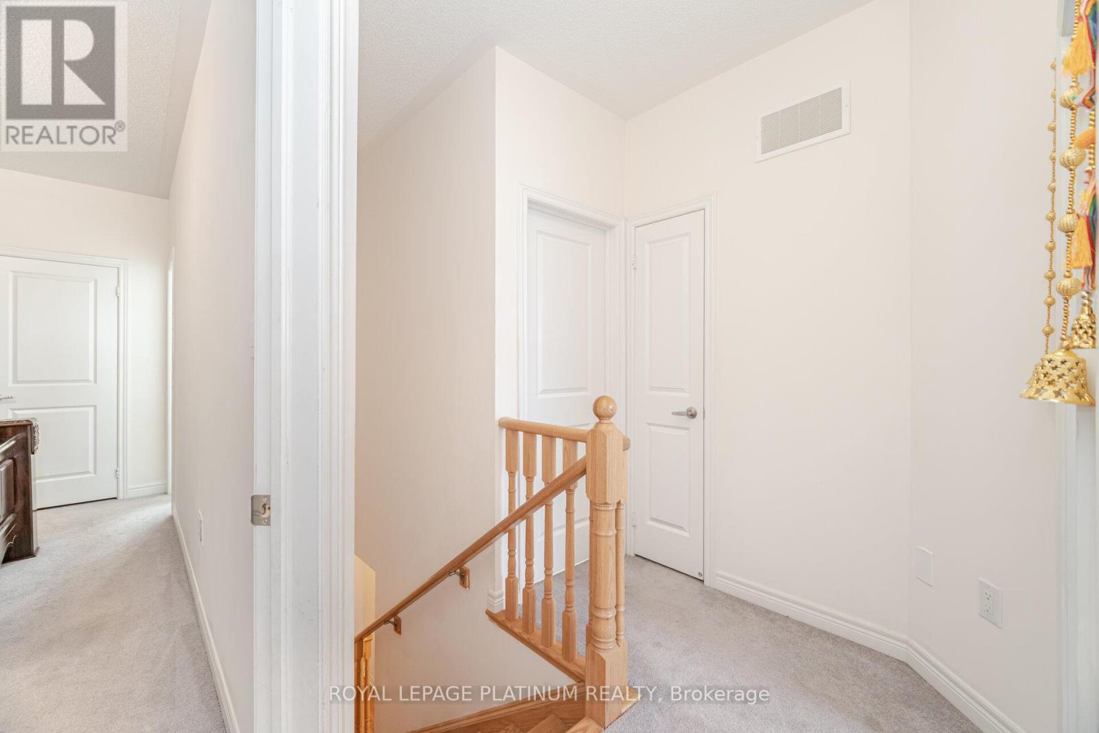 20 Haymarket Drive, Brampton, ON - Indoor Photo Showing Other Room
