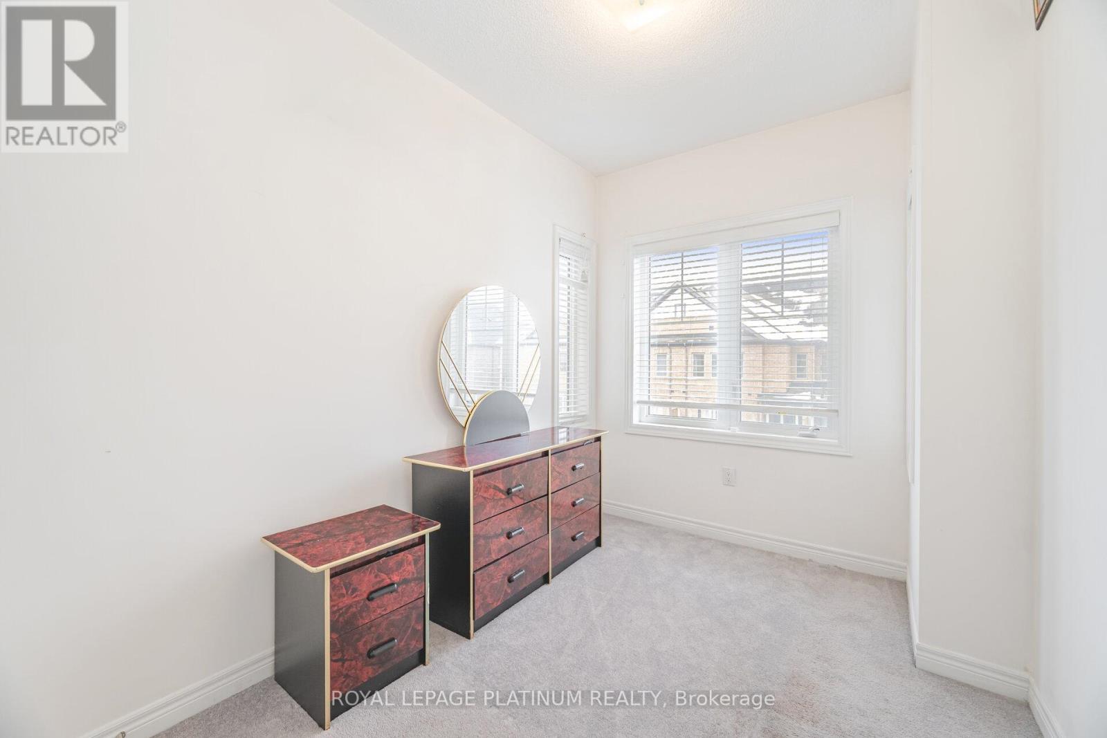 20 Haymarket Drive, Brampton, ON - Indoor