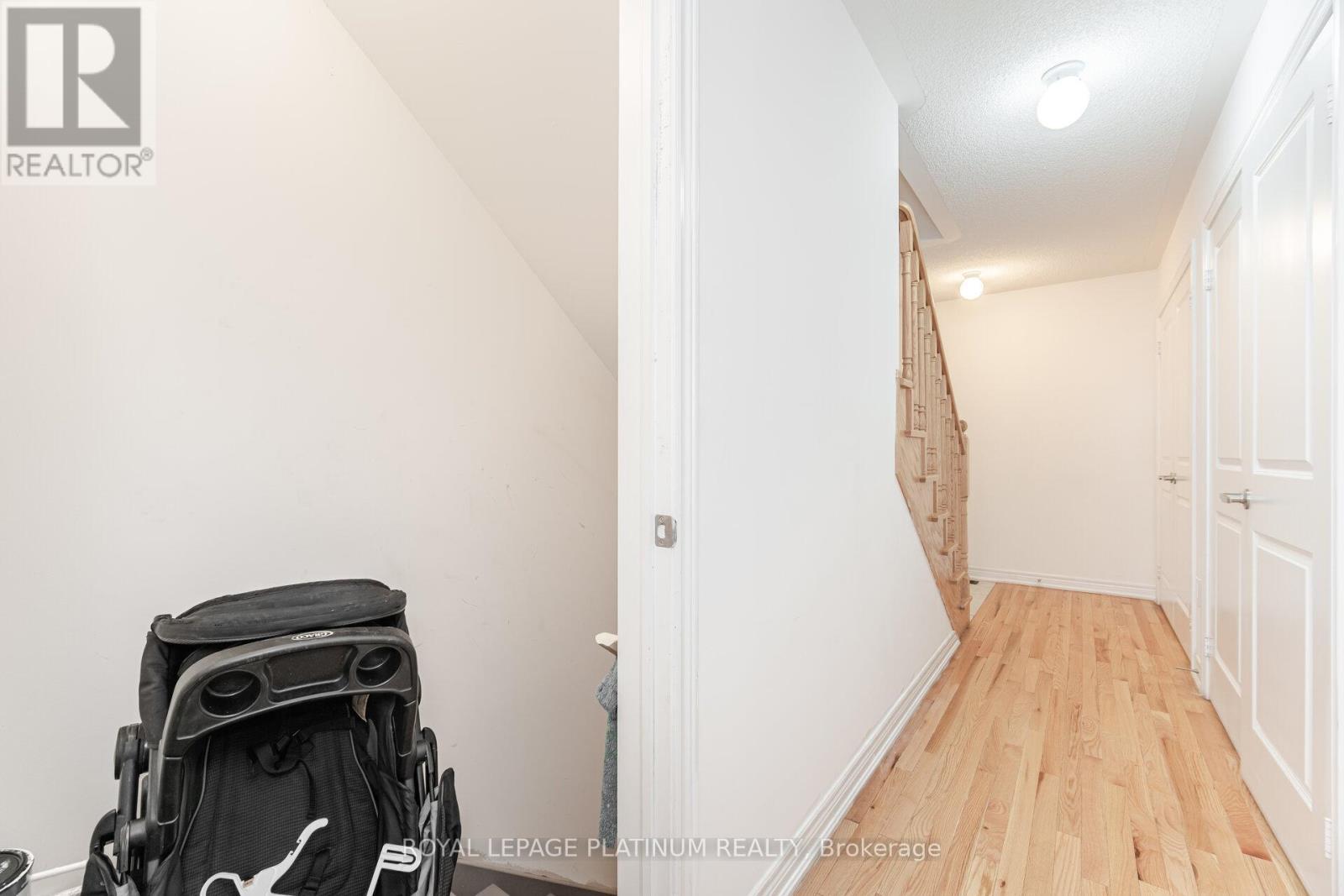 20 Haymarket Drive, Brampton, ON - Indoor Photo Showing Other Room