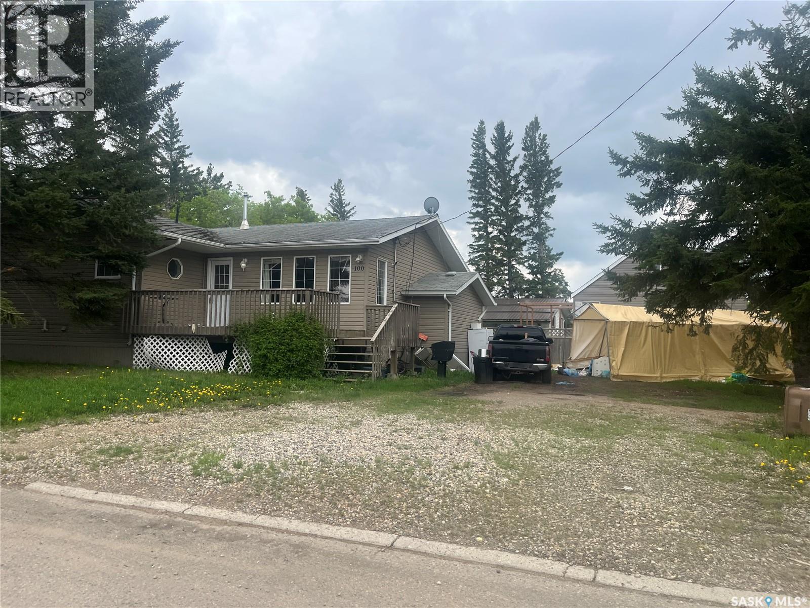 100 1St Avenue Sw, Wadena, SK