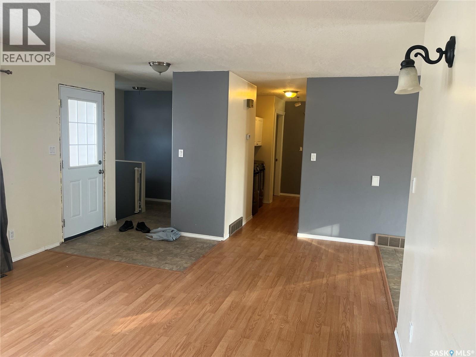 100 1St Avenue Sw, Wadena, SK