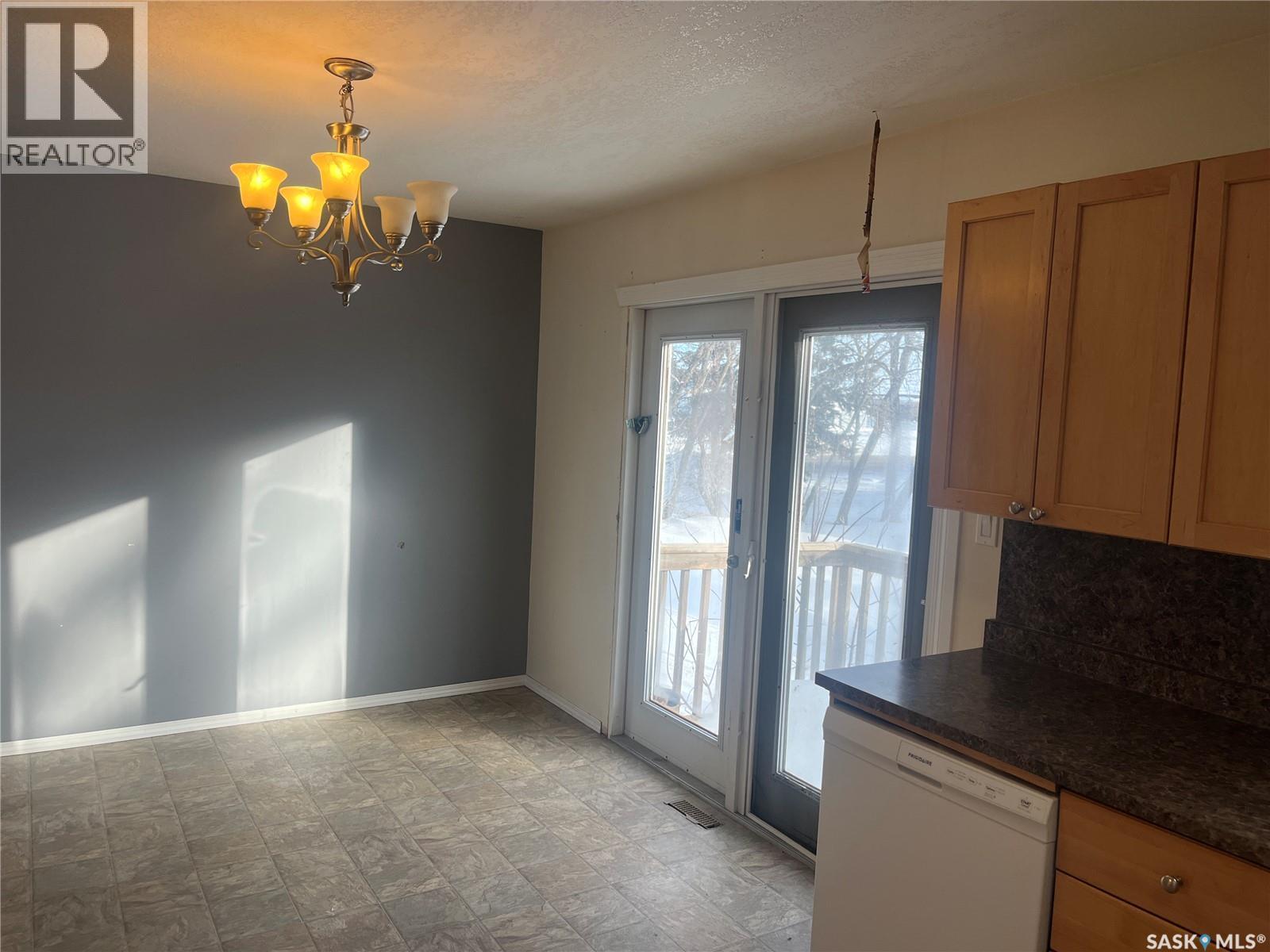 100 1St Avenue Sw, Wadena, SK