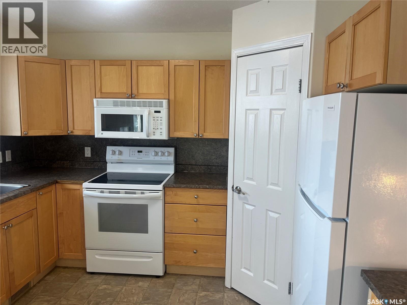 100 1St Avenue Sw, Wadena, SK