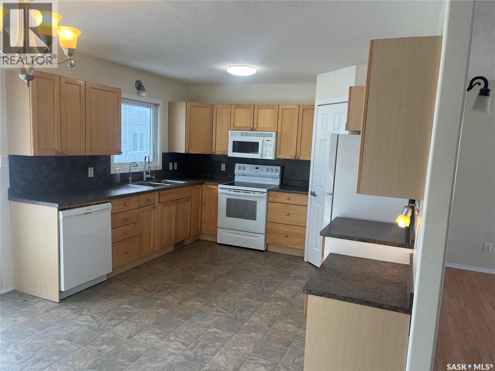 100 1St Avenue Sw, Wadena, SK