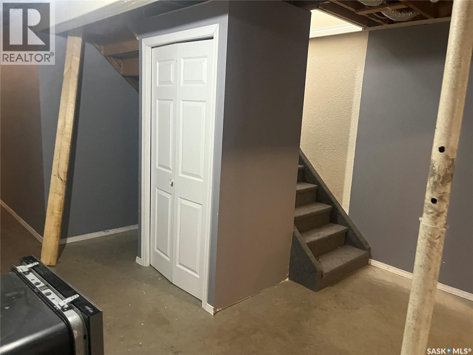 100 1St Avenue Sw, Wadena, SK