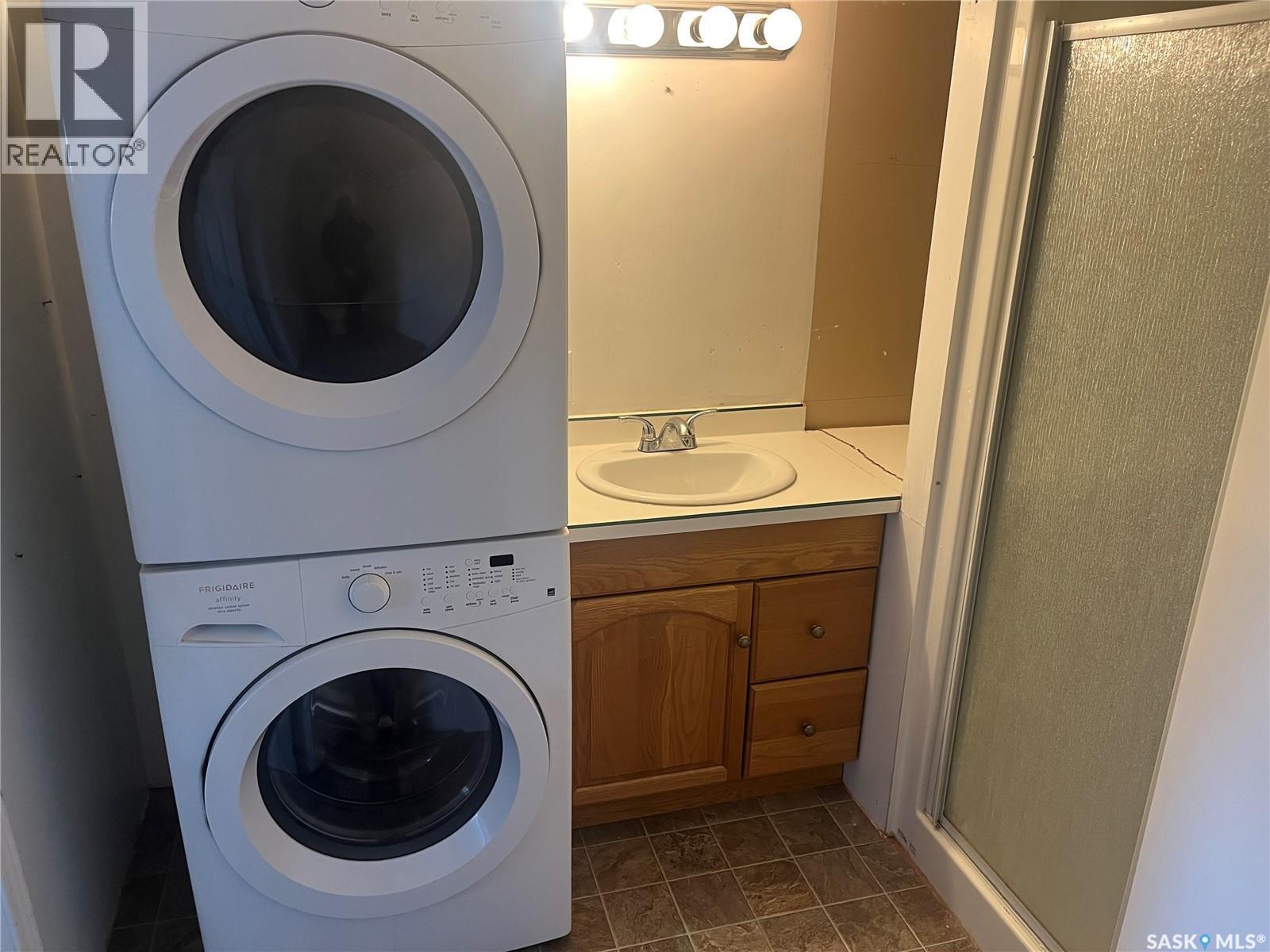 100 1St Avenue Sw, Wadena, SK
