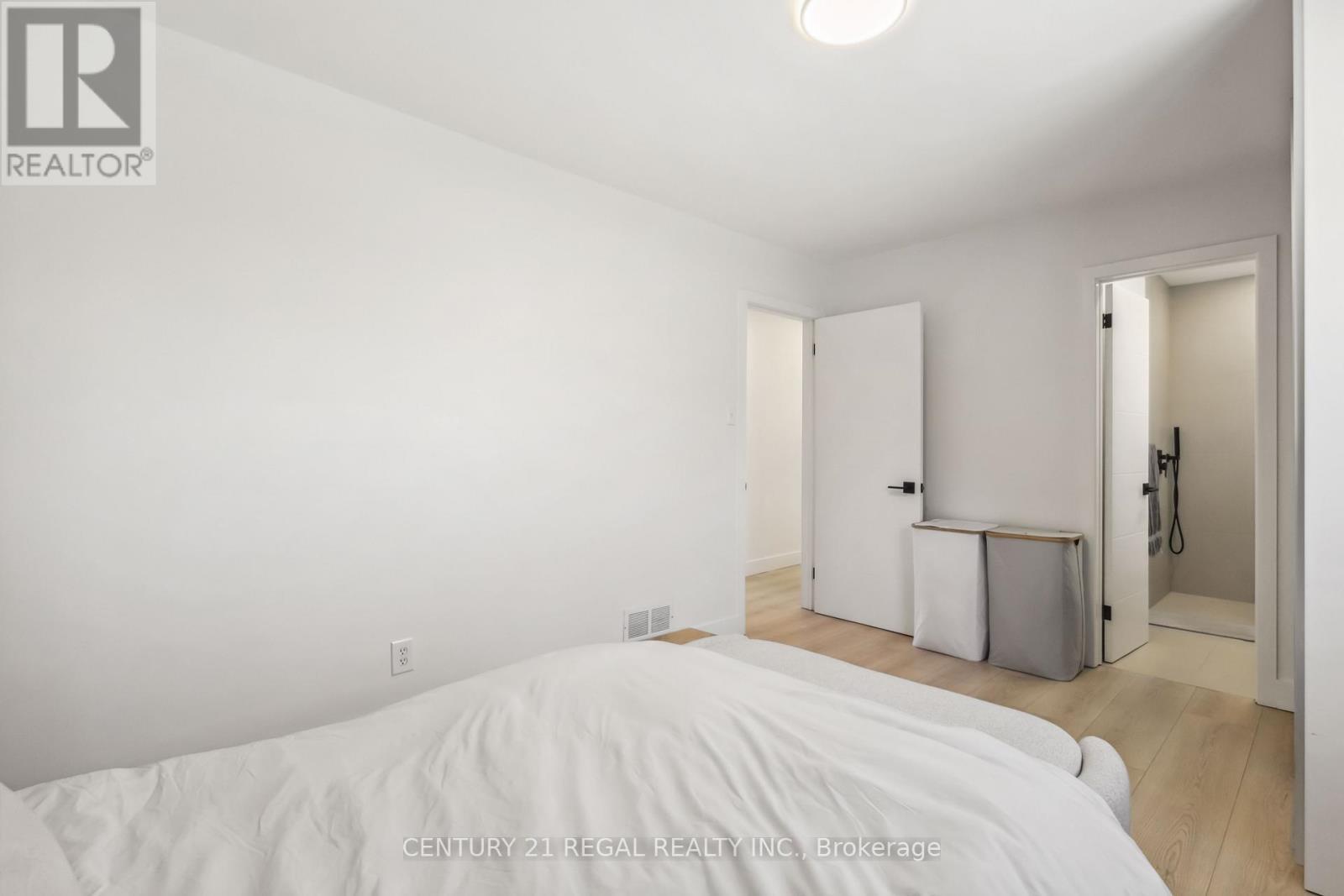 26 Sir Bedevere Place, Markham, ON - Indoor Photo Showing Bedroom