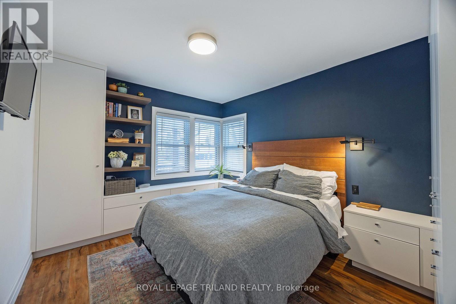 662 Eden Avenue, London South (South R), ON - Indoor Photo Showing Bedroom