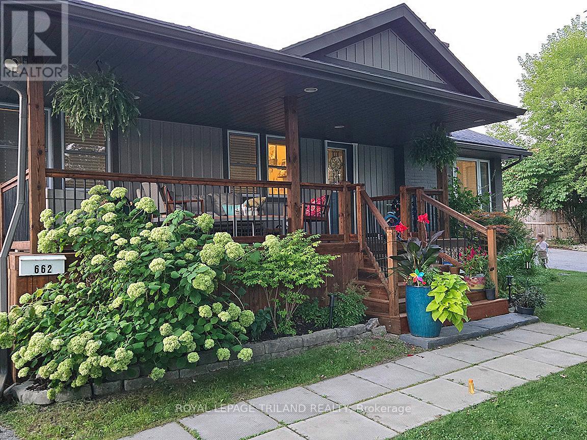 662 Eden Avenue, London South (South R), ON - Outdoor With Deck Patio Veranda