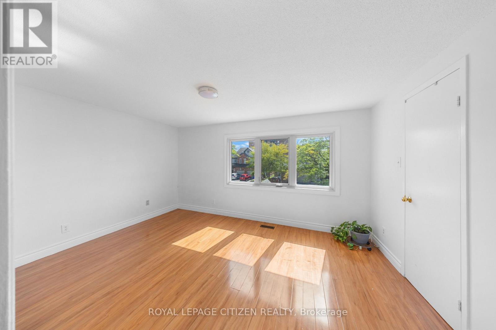 116 Ducatel Crescent, Ajax, ON - Indoor Photo Showing Other Room