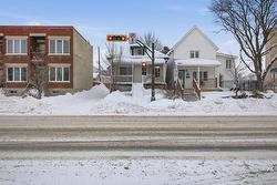 212 Boul. des Allumettières Gatineau (Hull), QC J8X 1M7