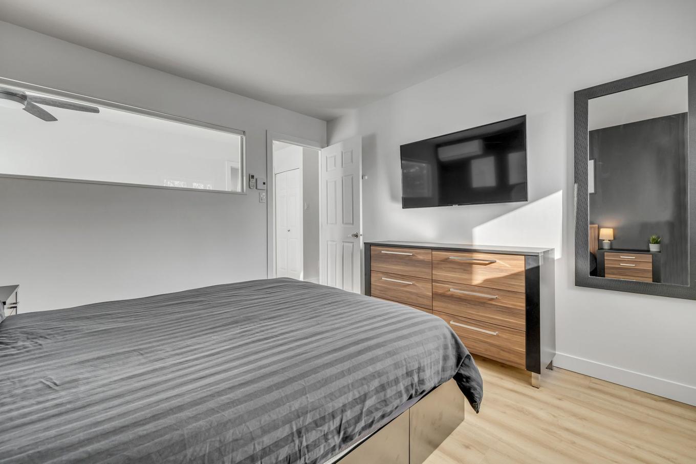 Primary bedroom - 6665 Rue Des Bourraches, Québec (Les Rivières), QC - Indoor Photo Showing Bedroom