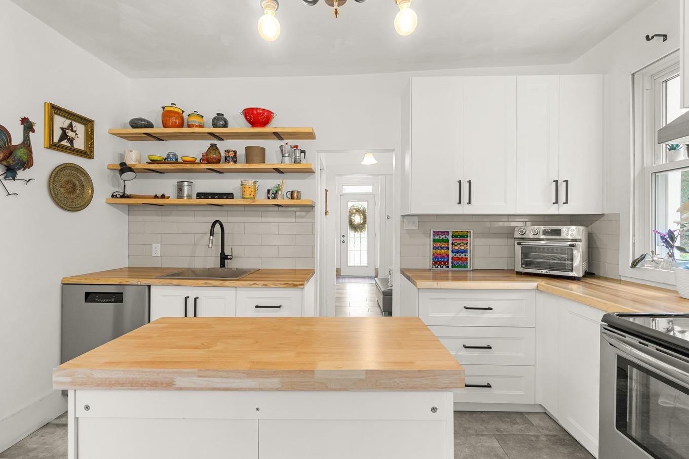 Kitchen - 82 Rue De L'Union, Shawinigan, QC - Indoor Photo Showing Kitchen