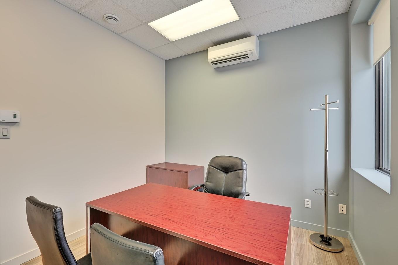 Bureau - 2230 Rue King O., Sherbrooke (Les Nations), QC - Indoor Photo Showing Office