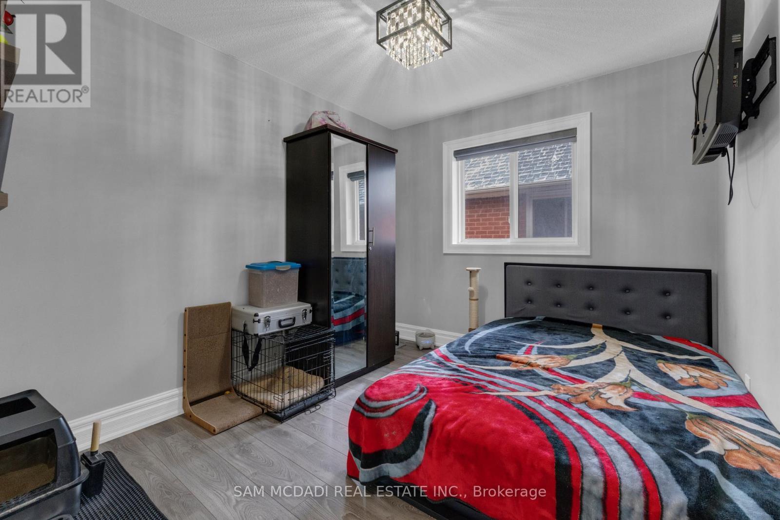 3722 Densbury Drive, Mississauga, ON - Indoor Photo Showing Bedroom
