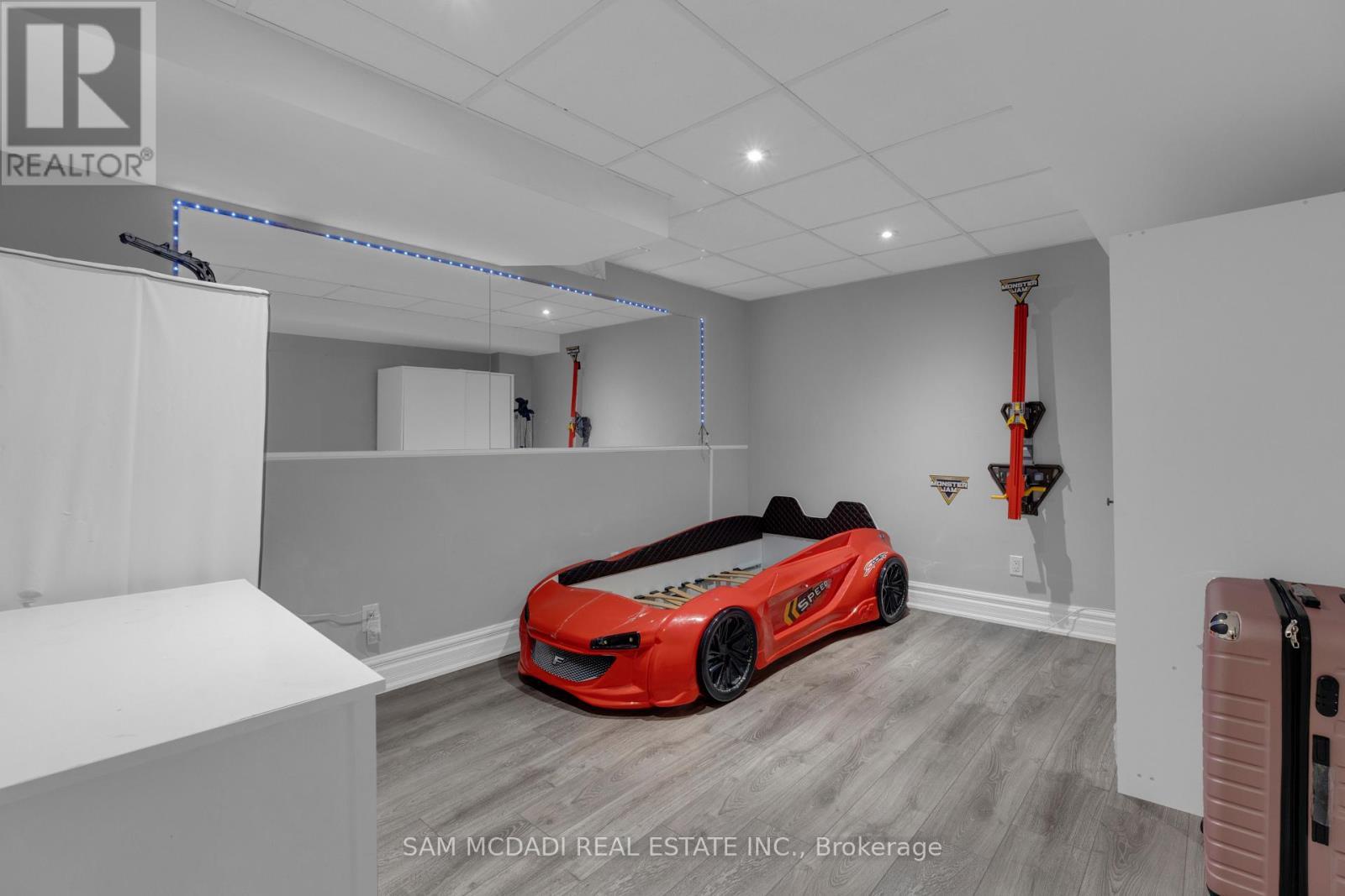 3722 Densbury Drive, Mississauga, ON - Indoor