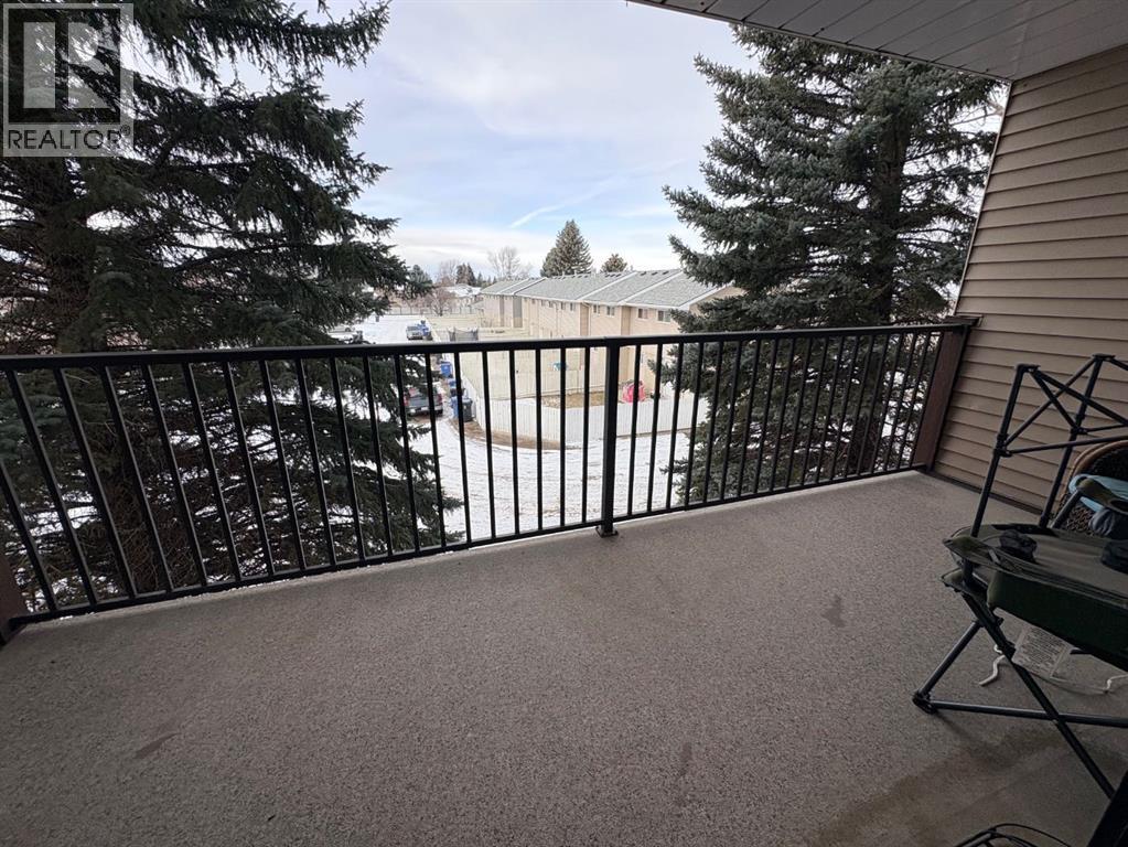 308, 85 Foxbend Crescent N, Lethbridge, AB - Outdoor