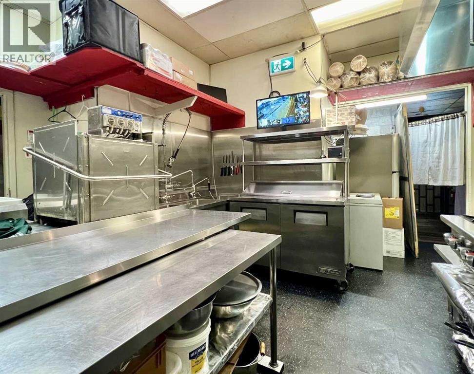 923 6 Avenue, Calgary, AB