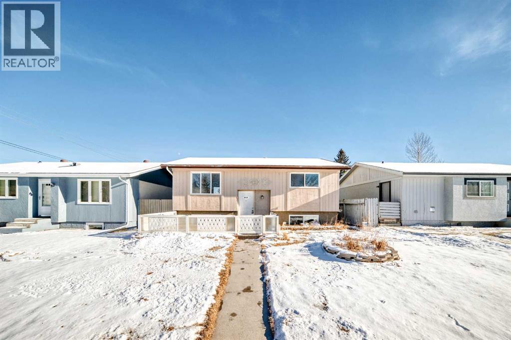 6128 Madigan Drive Ne, Calgary, AB - Outdoor