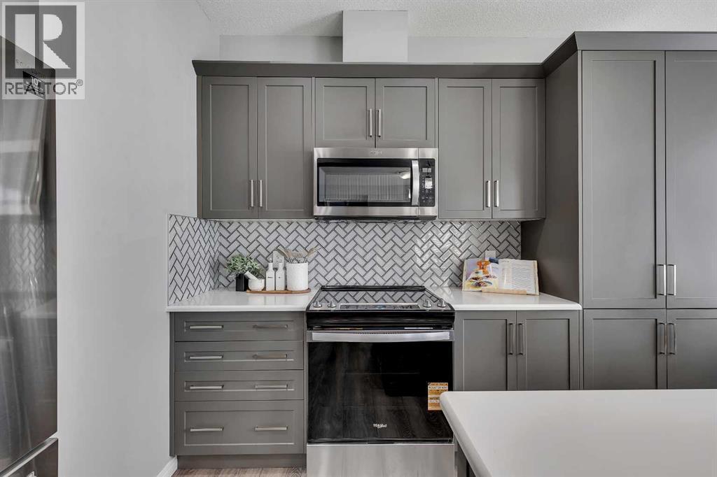 138 Cityside Way Ne, Calgary, AB - Indoor Photo Showing Kitchen