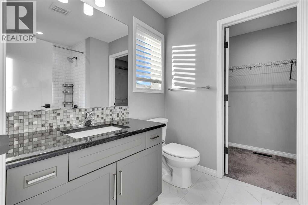 138 Cityside Way Ne, Calgary, AB - Indoor Photo Showing Bathroom