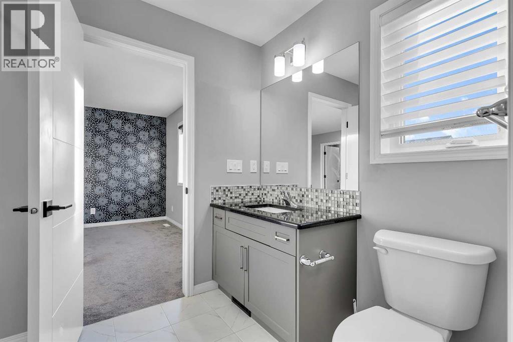 138 Cityside Way Ne, Calgary, AB - Indoor Photo Showing Bathroom