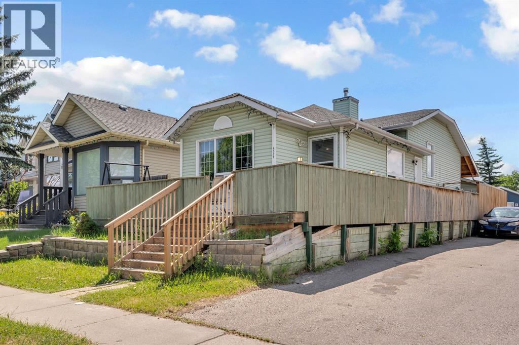 6537 68 Street Ne, Calgary, AB - Outdoor