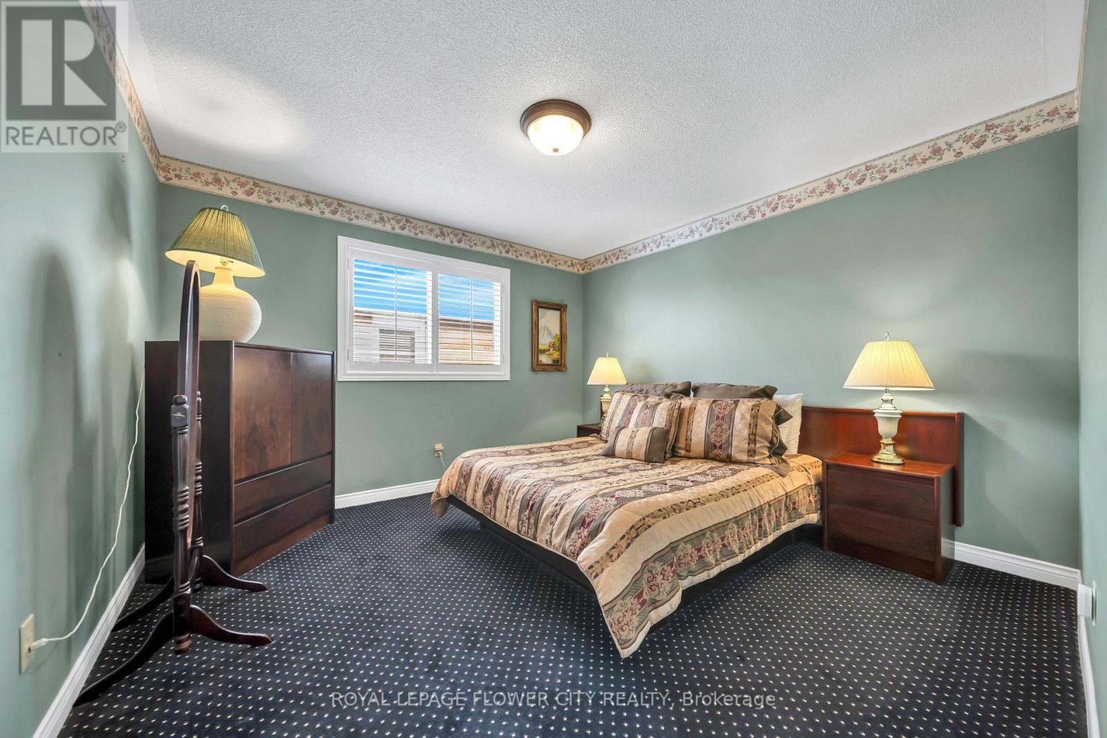1340 Whitewater Lane, Mississauga, ON - Indoor Photo Showing Bedroom