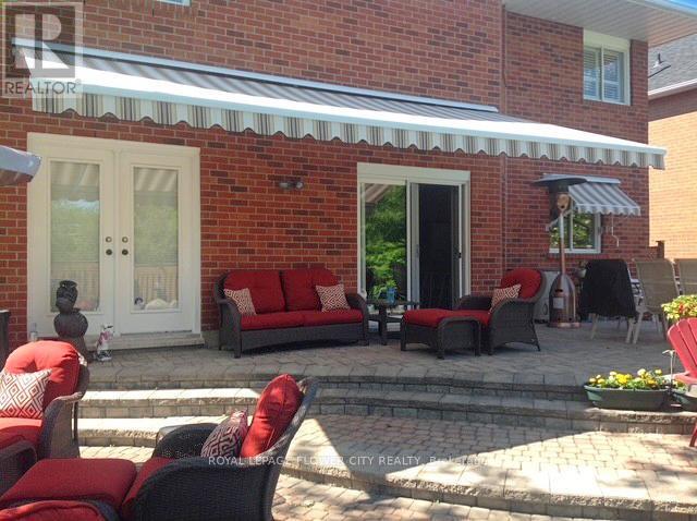 1340 Whitewater Lane, Mississauga, ON - Outdoor With Deck Patio Veranda With Exterior