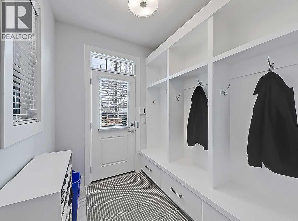 14 Rosetree Road Nw, Calgary, AB - Indoor Photo Showing Other Room