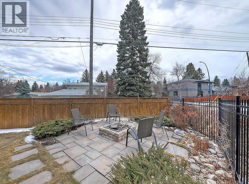 14 Rosetree Road Nw, Calgary, AB - Outdoor