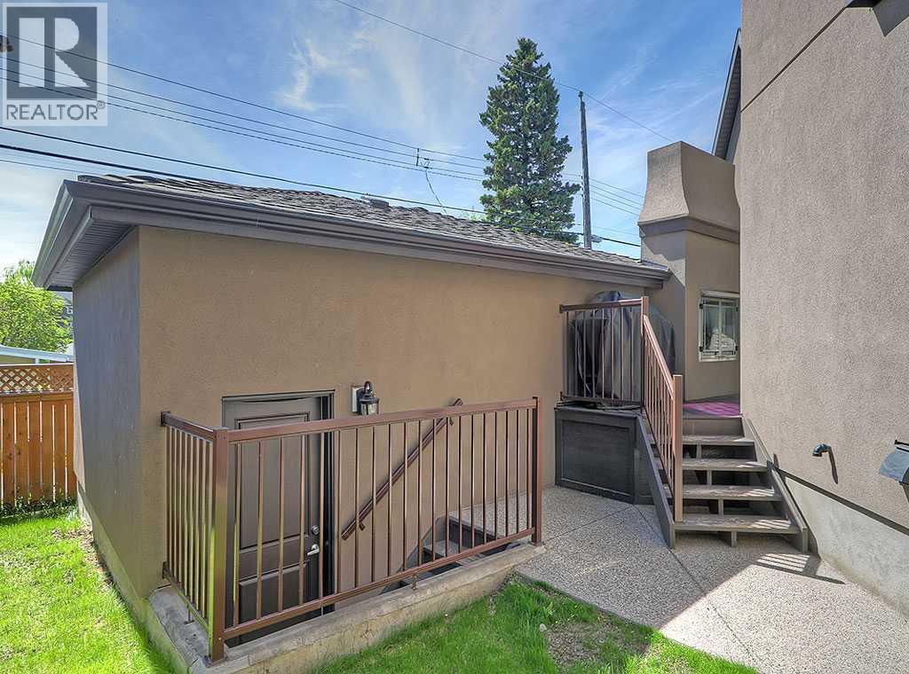 14 Rosetree Road Nw, Calgary, AB - Outdoor With Exterior