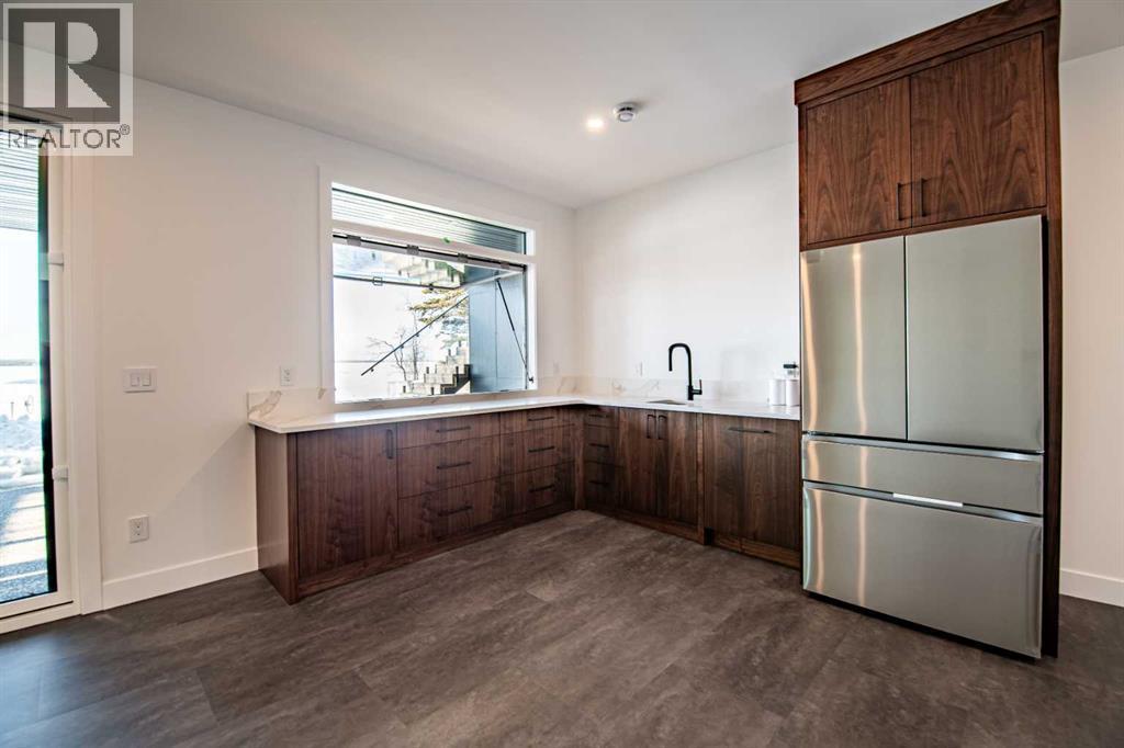 Wet Bar/ dishwasher/fridge - 158 Jarvis Bay Drive, Jarvis Bay, AB - Indoor