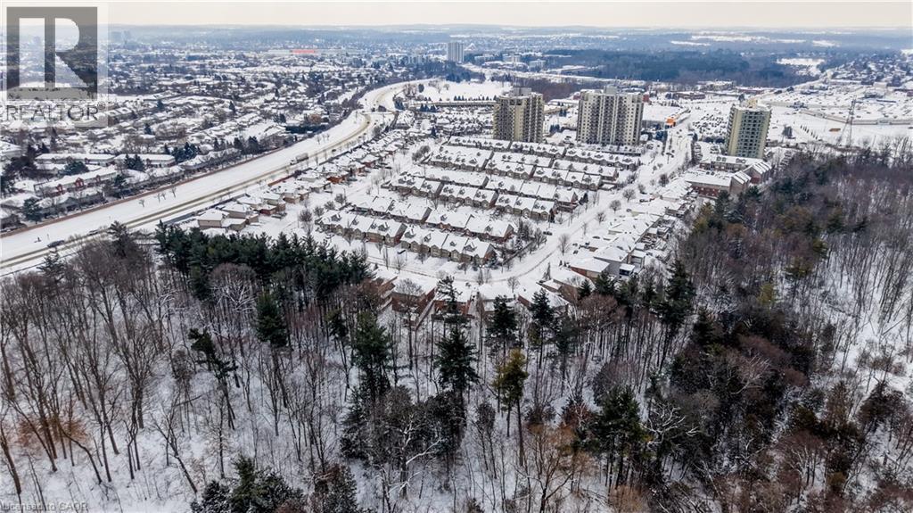 152 Lena Crescent, Cambridge, ON - Outdoor With View
