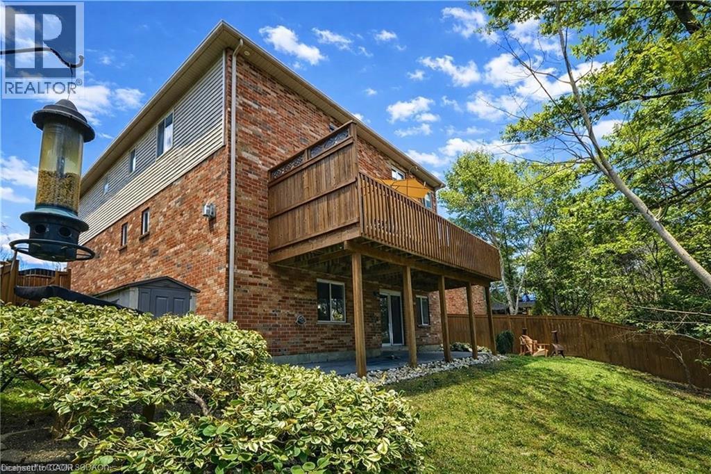 152 Lena Crescent, Cambridge, ON - Outdoor