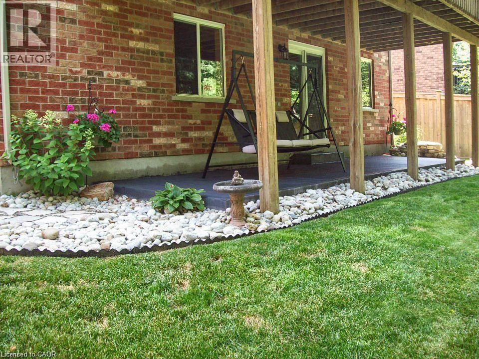 152 Lena Crescent, Cambridge, ON - Outdoor