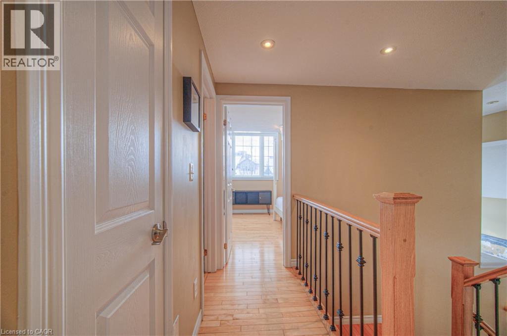 152 Lena Crescent, Cambridge, ON - Indoor Photo Showing Other Room