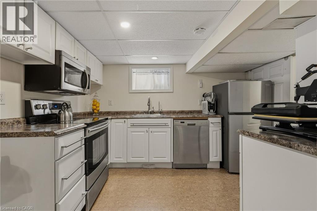 Kitchen - Basement - 56 Tolton Avenue, Hamilton, ON - Indoor Photo Showing Kitchen