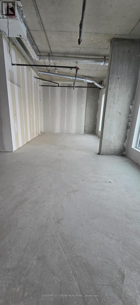 402 - 996 Martin Grove Road, Toronto, ON