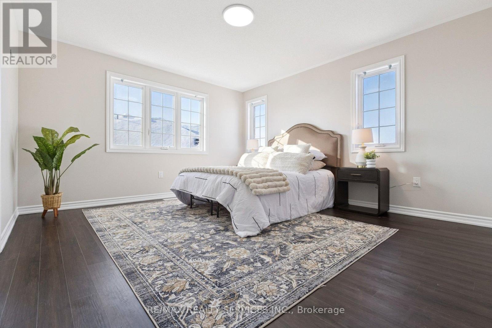 47 Dass Drive E, Centre Wellington, ON - Indoor Photo Showing Bedroom