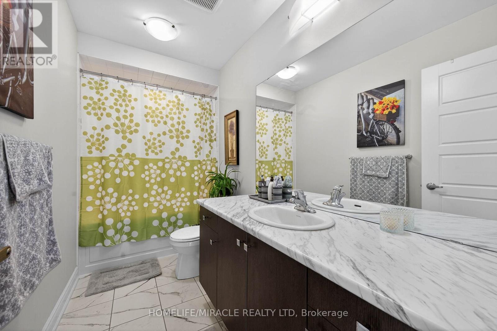 12 Rainbow Drive, Haldimand, ON - Indoor Photo Showing Bathroom